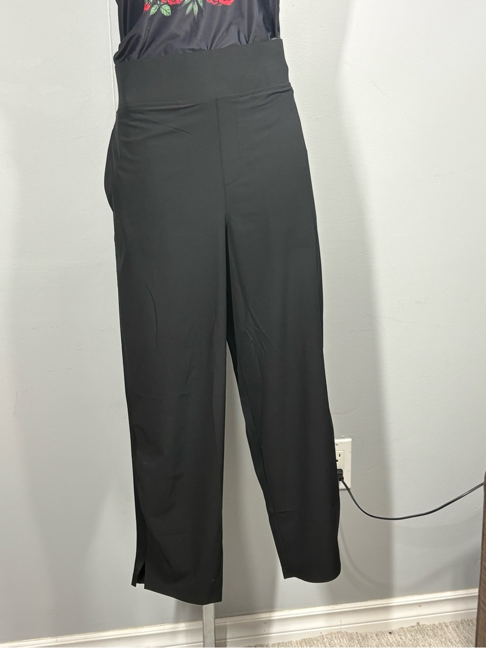 Kirklands Black Wide-Leg Pull-On Pants